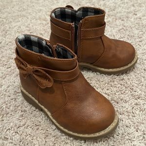 Size 6 Toddler Brown Boots